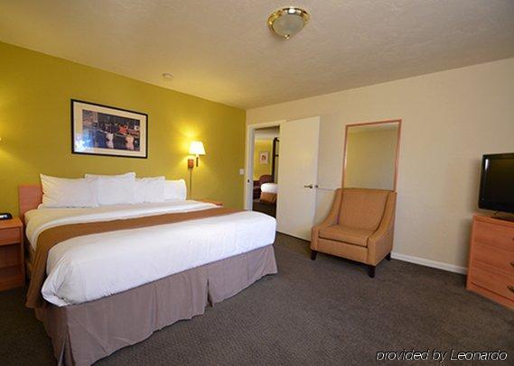 Quality & At Coos Bay